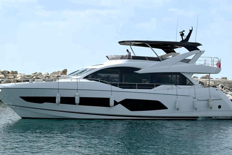 Sunseeker 76 Yacht