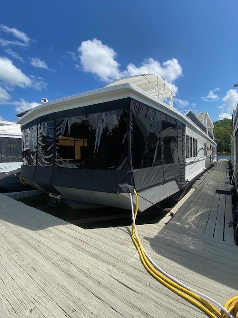 2006 Fantasy Houseboat for sale