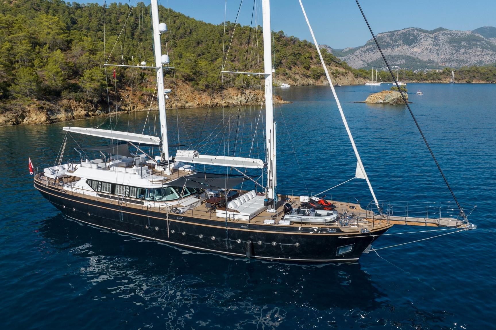 Castagnola Motorsailer