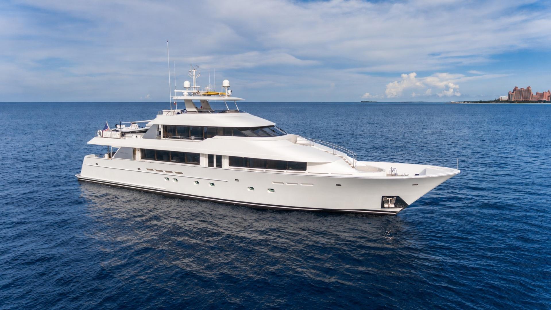 Westport 130 Tri-Deck