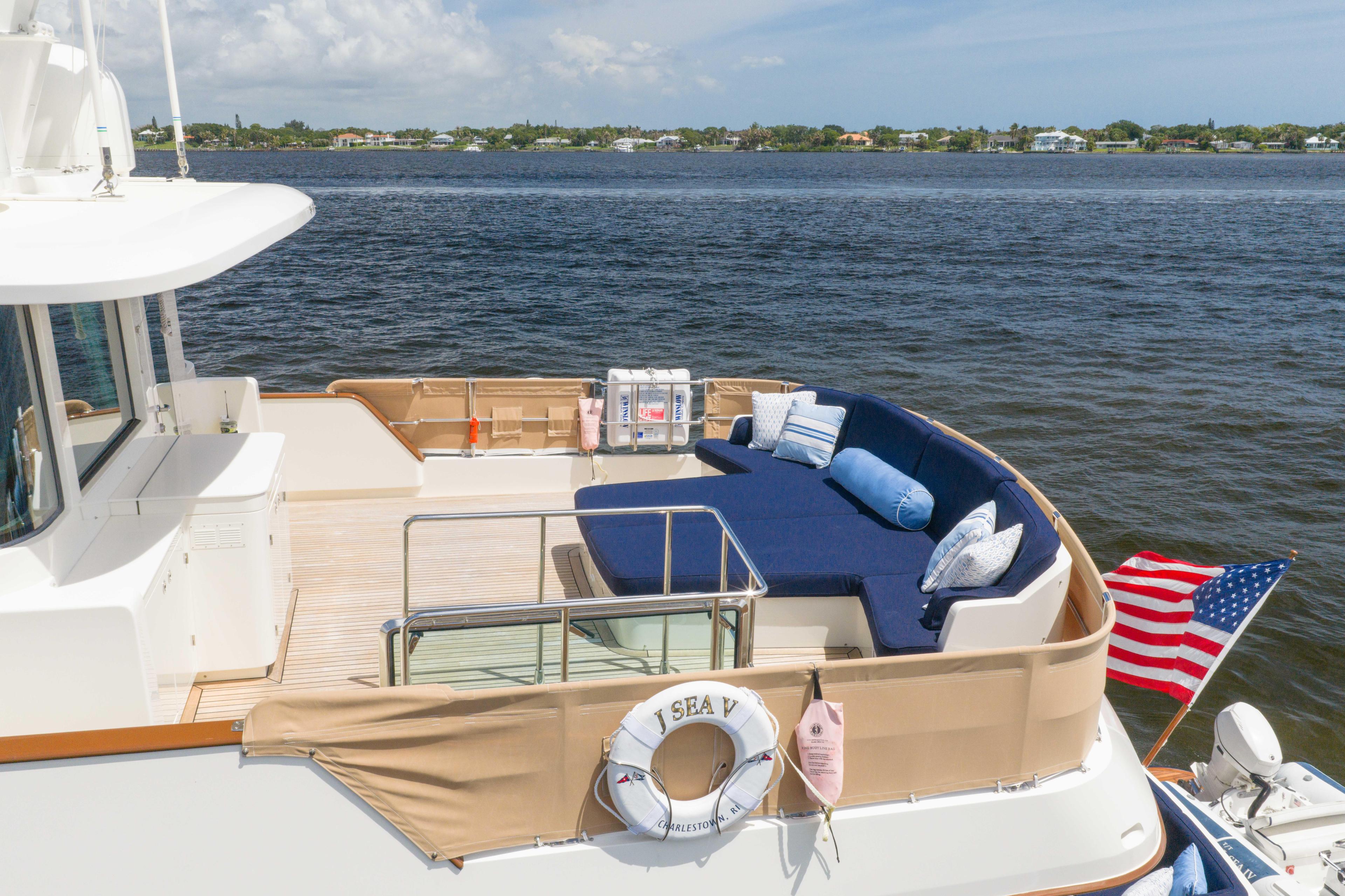 Hunt Yachts Hunt Ocean 76EP
