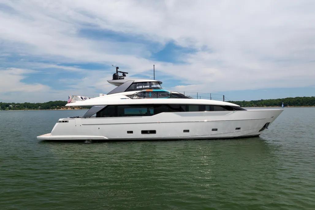 Sanlorenzo SL90A