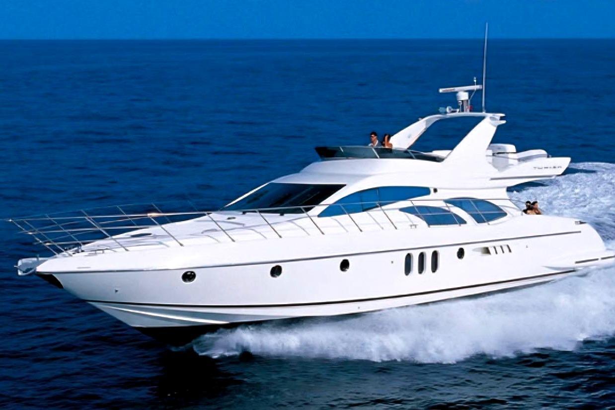 Azimut 62