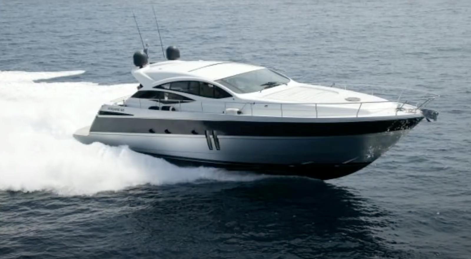 Pershing 62