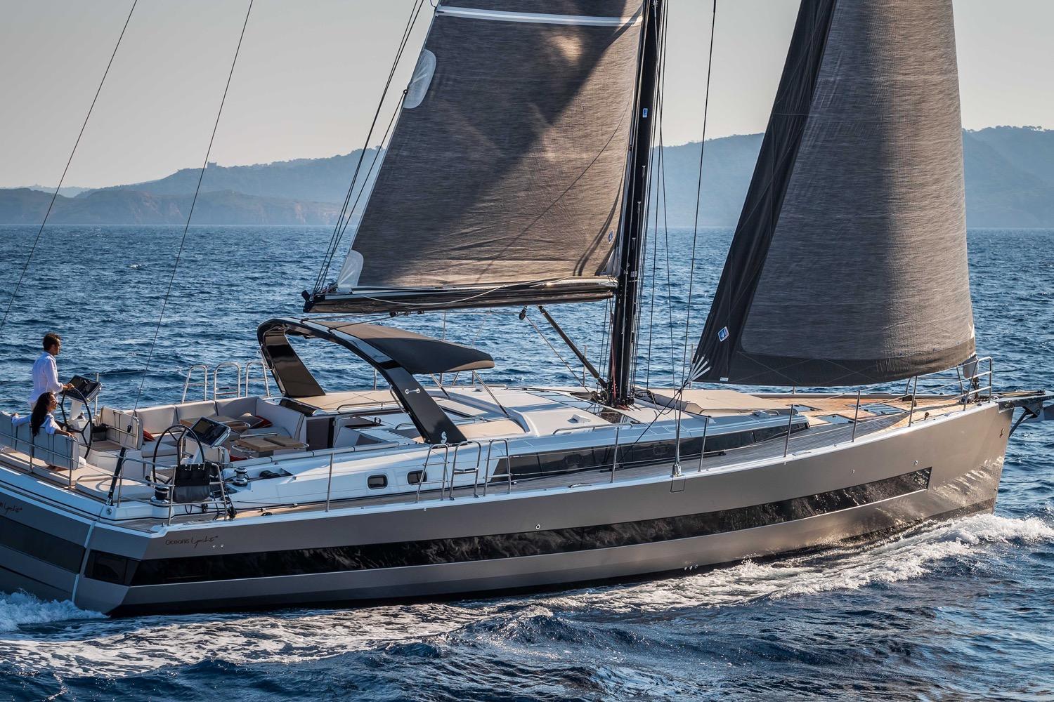 Beneteau Oceanis Yacht 62