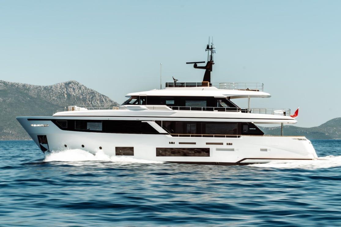 Custom Line Navetta 30