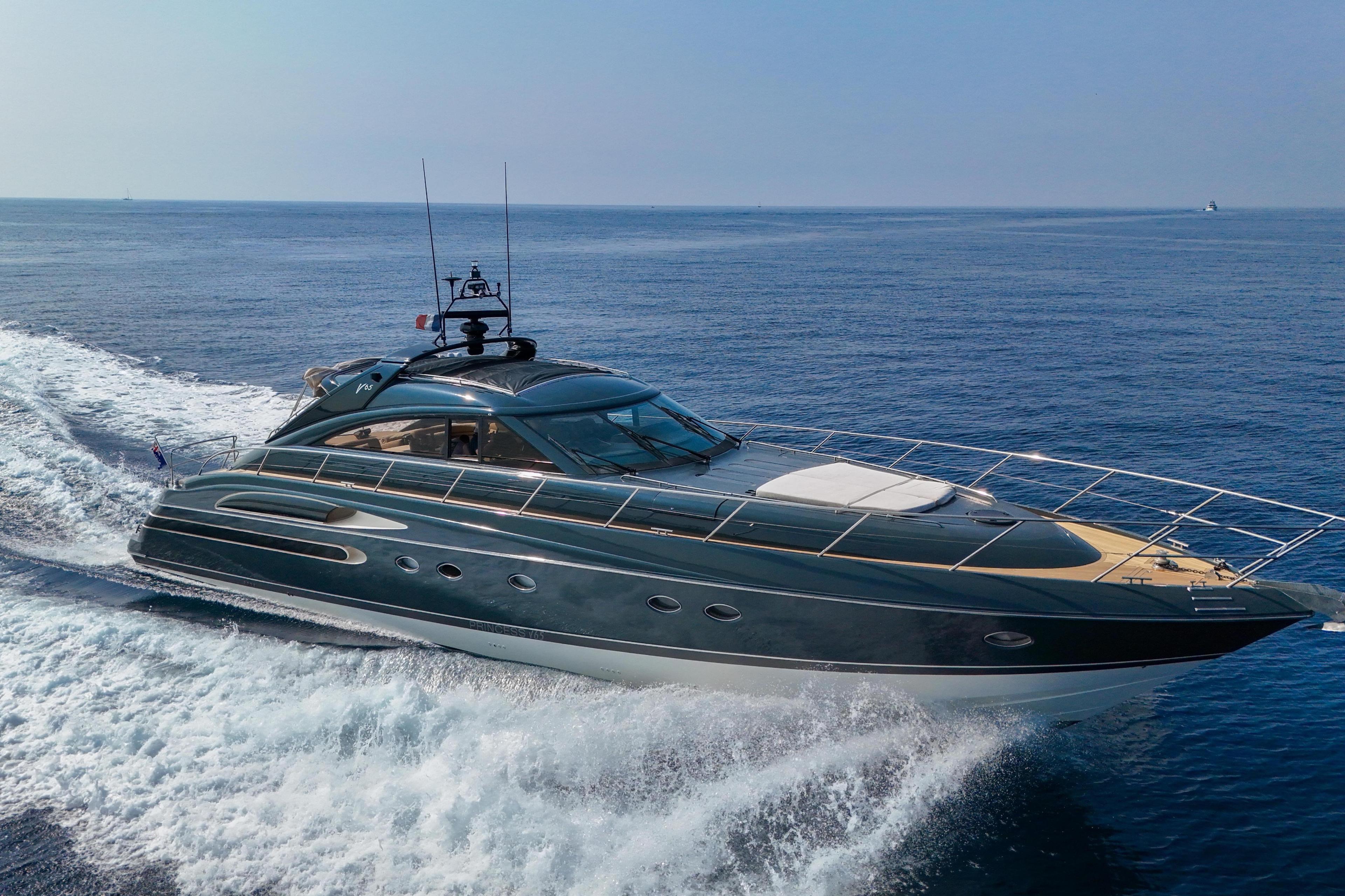 Princess V65 Open