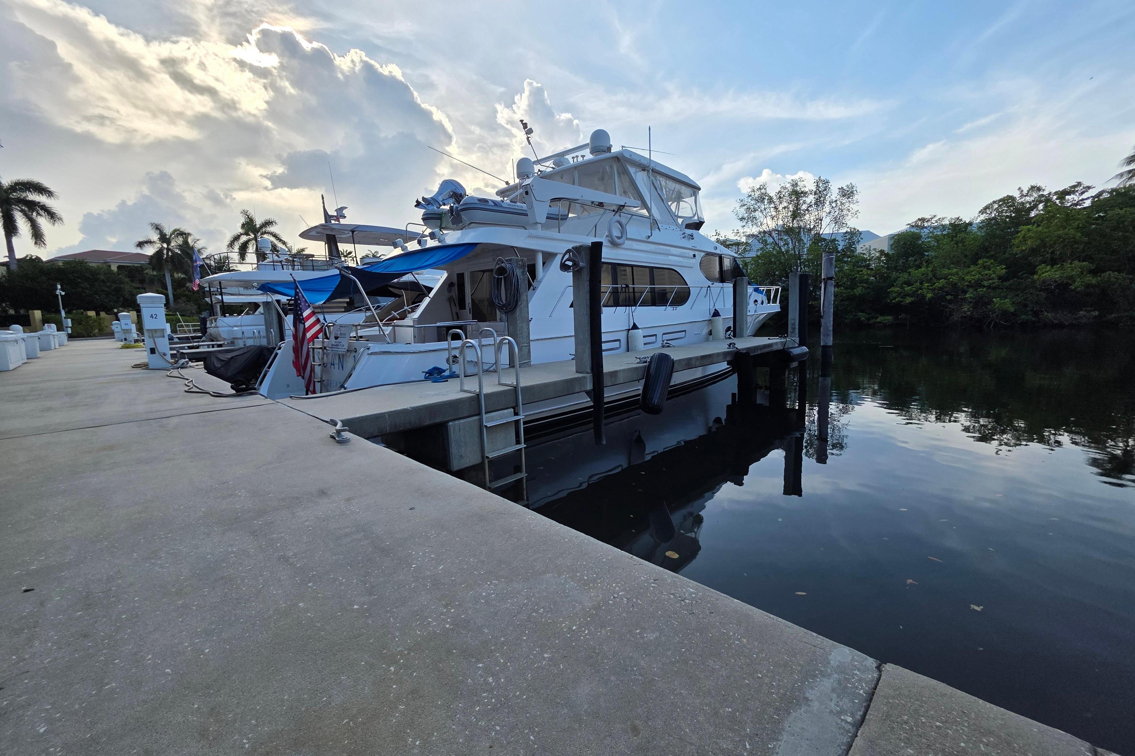 Ocean Alexander 60 Trawler