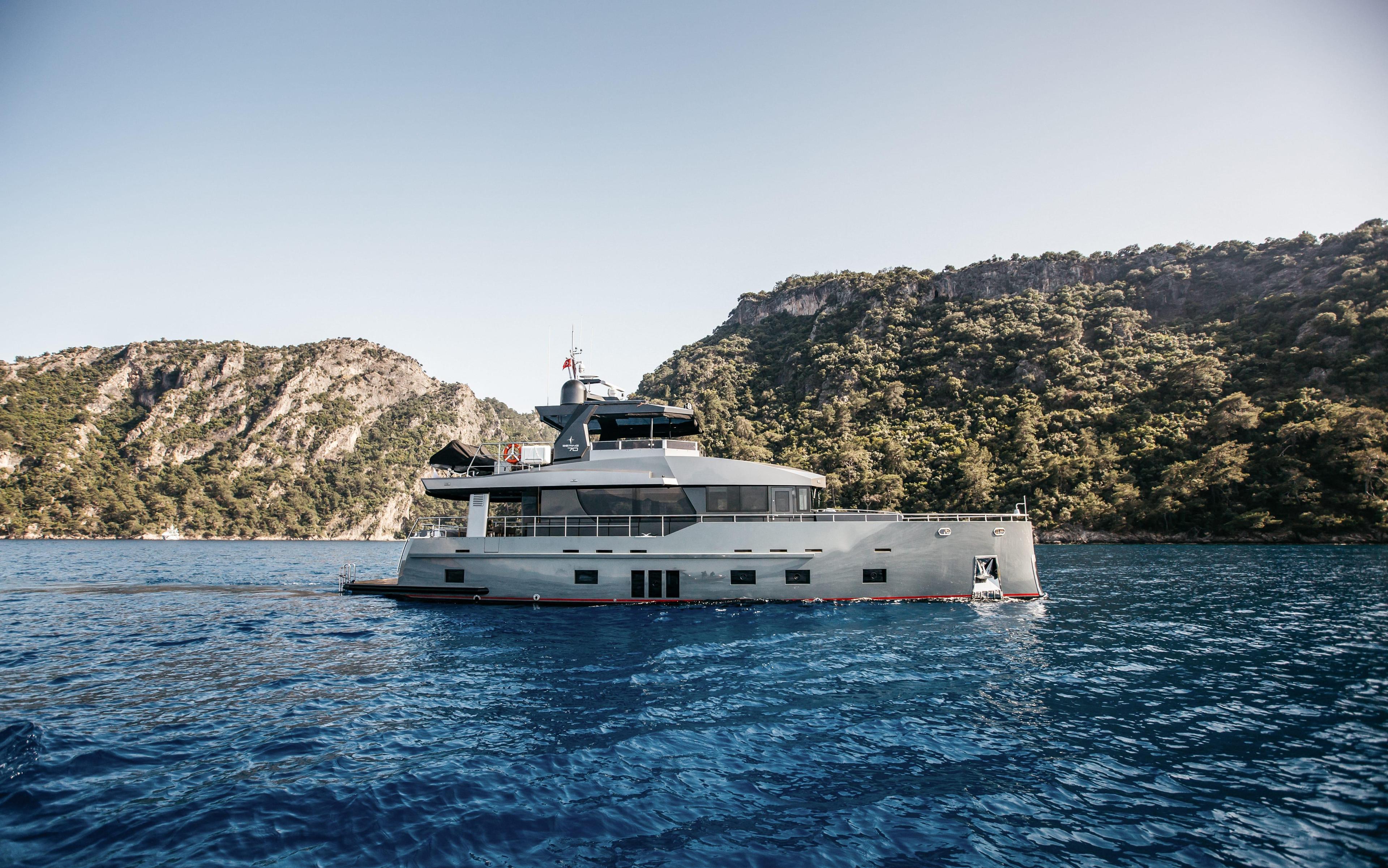 Bering 70 Levanna
