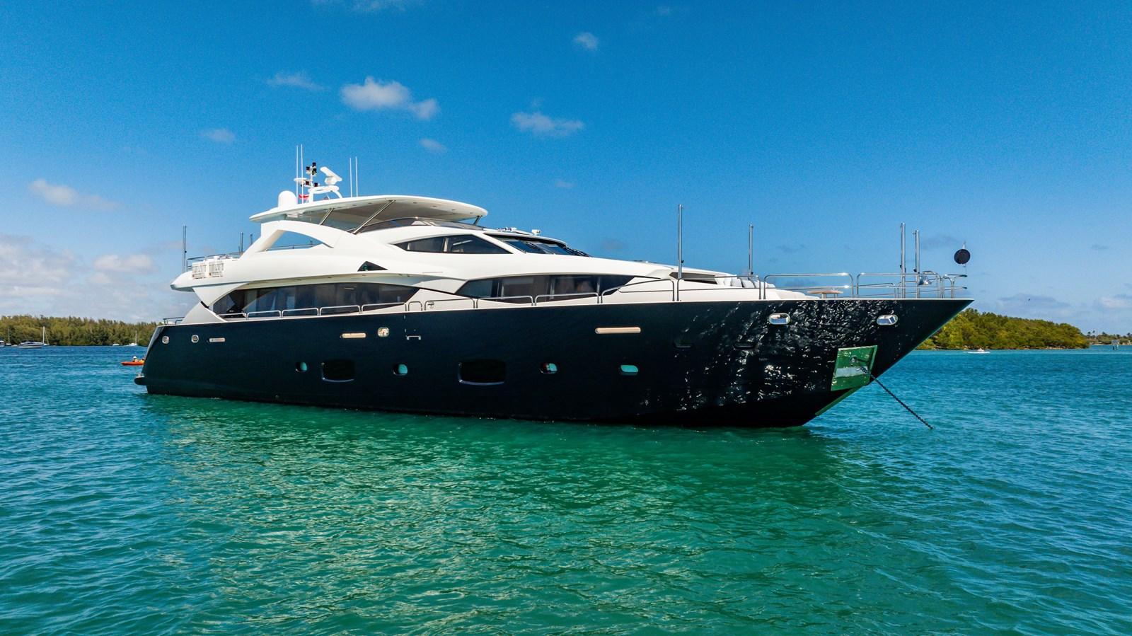 Sunseeker 34 Meter Yacht