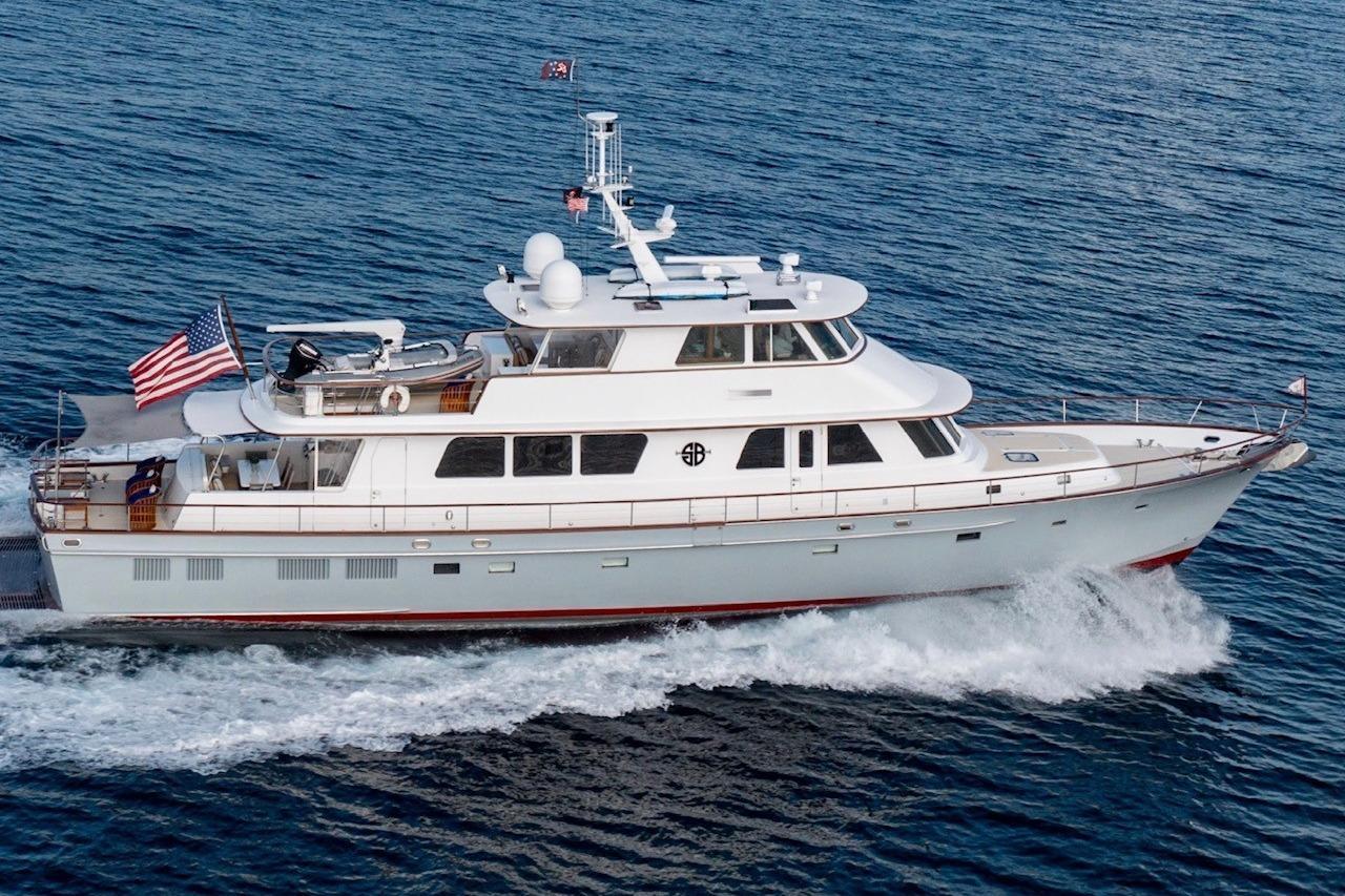 New England Boatworks Enclosed Raised Pilothouse