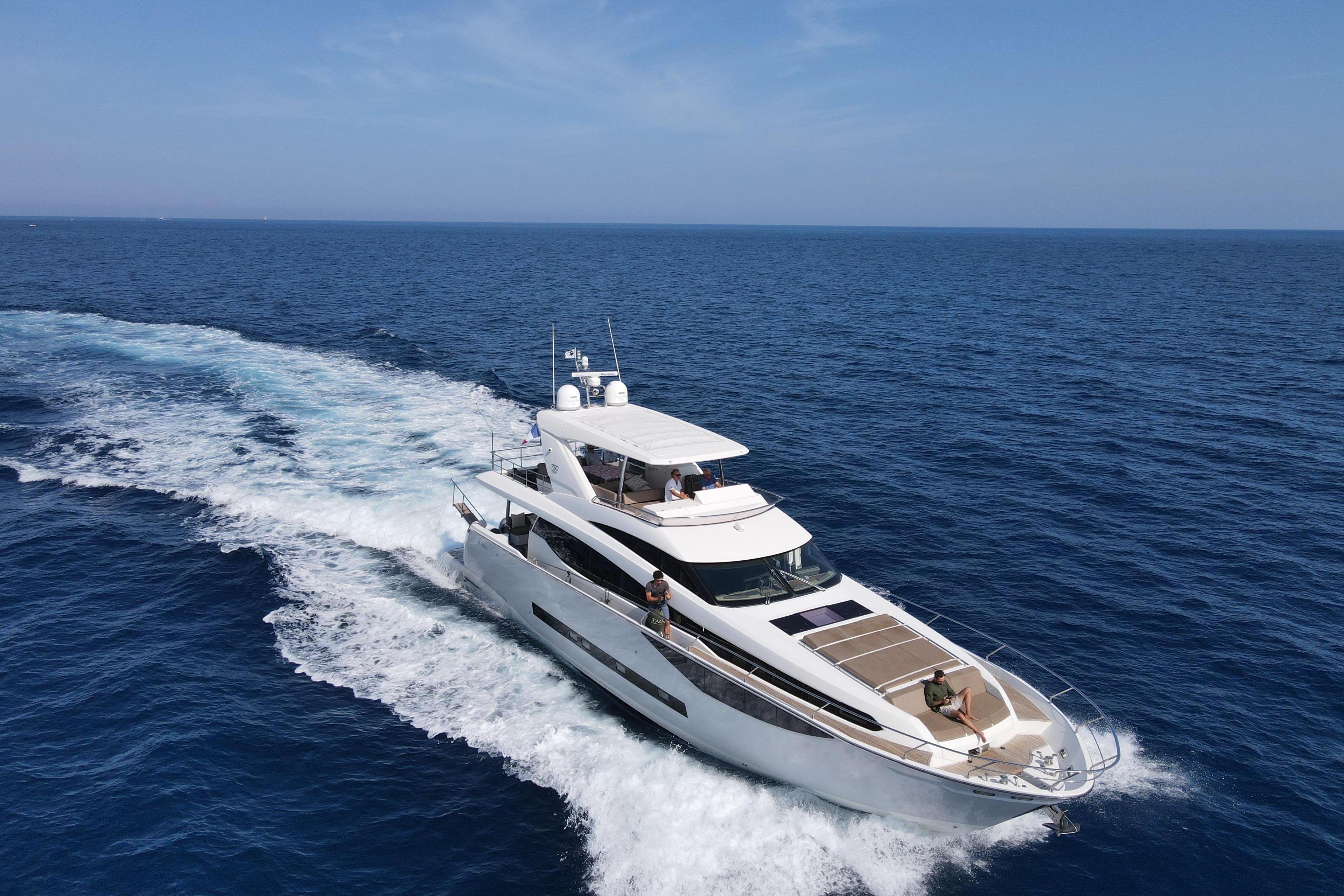 Prestige 750