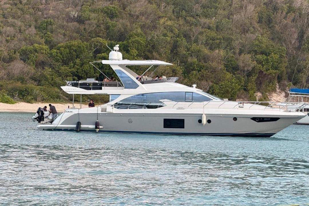Azimut 66
