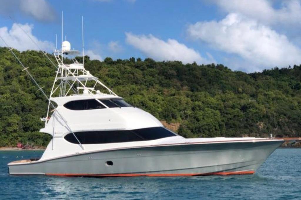 Hatteras 68 Convertible