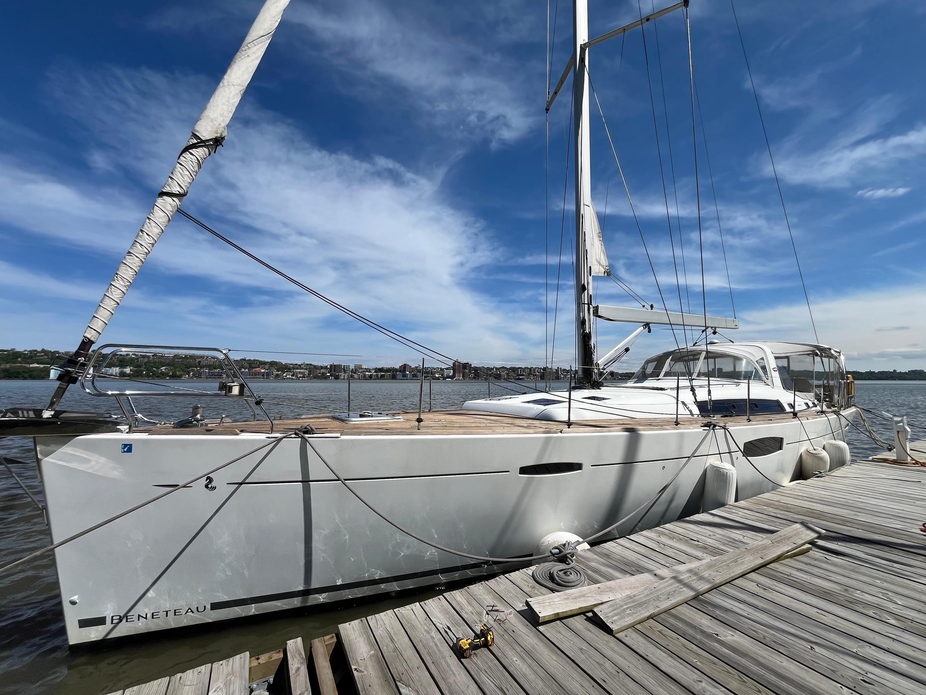 Beneteau Oceanis 58