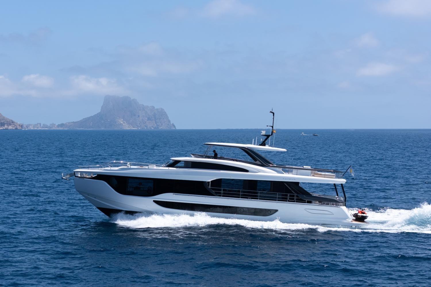 Azimut Grande 26M