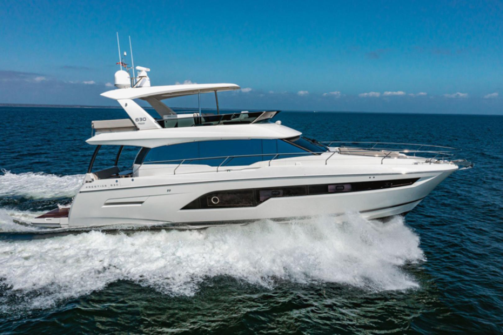 Prestige 630 Flybridge