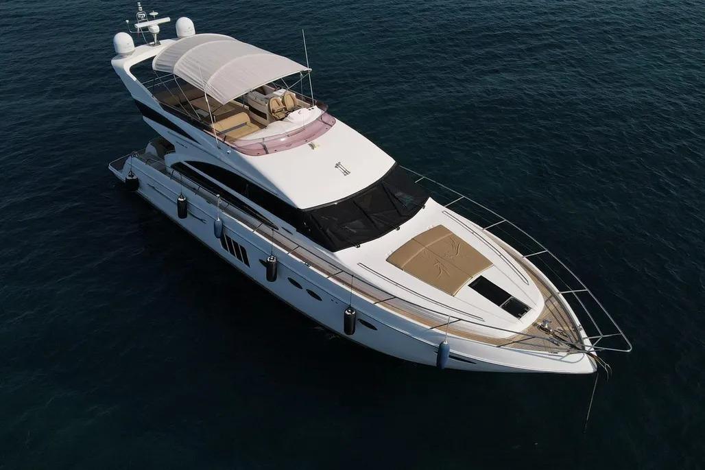 Princess 64 Flybridge Motor Yacht