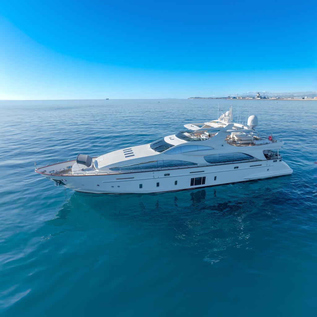 Azimut 105 for sale