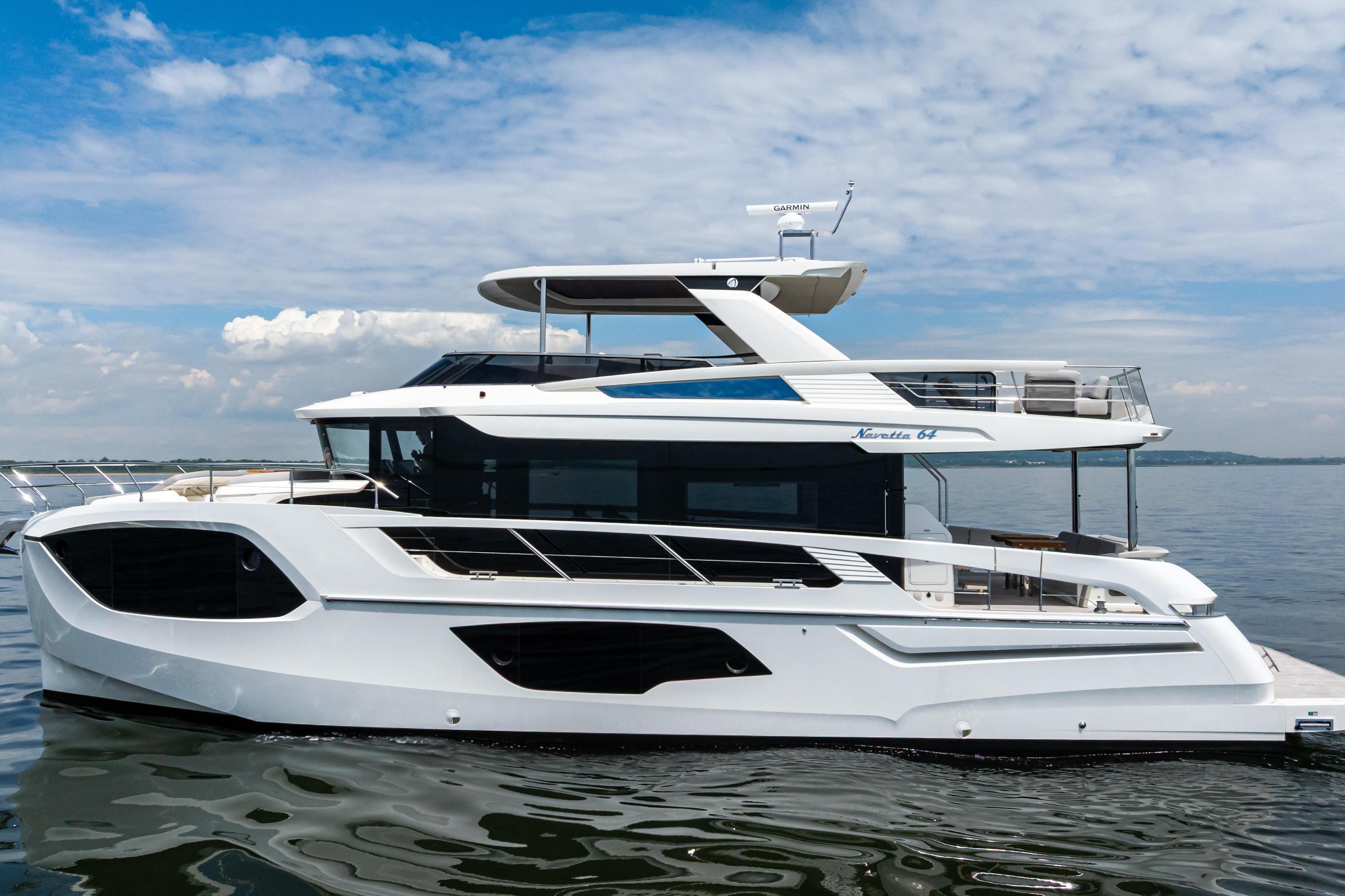 Absolute Navetta 64