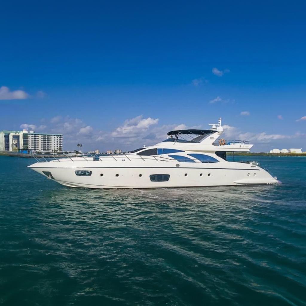 Azimut 100 Leonardo for sale