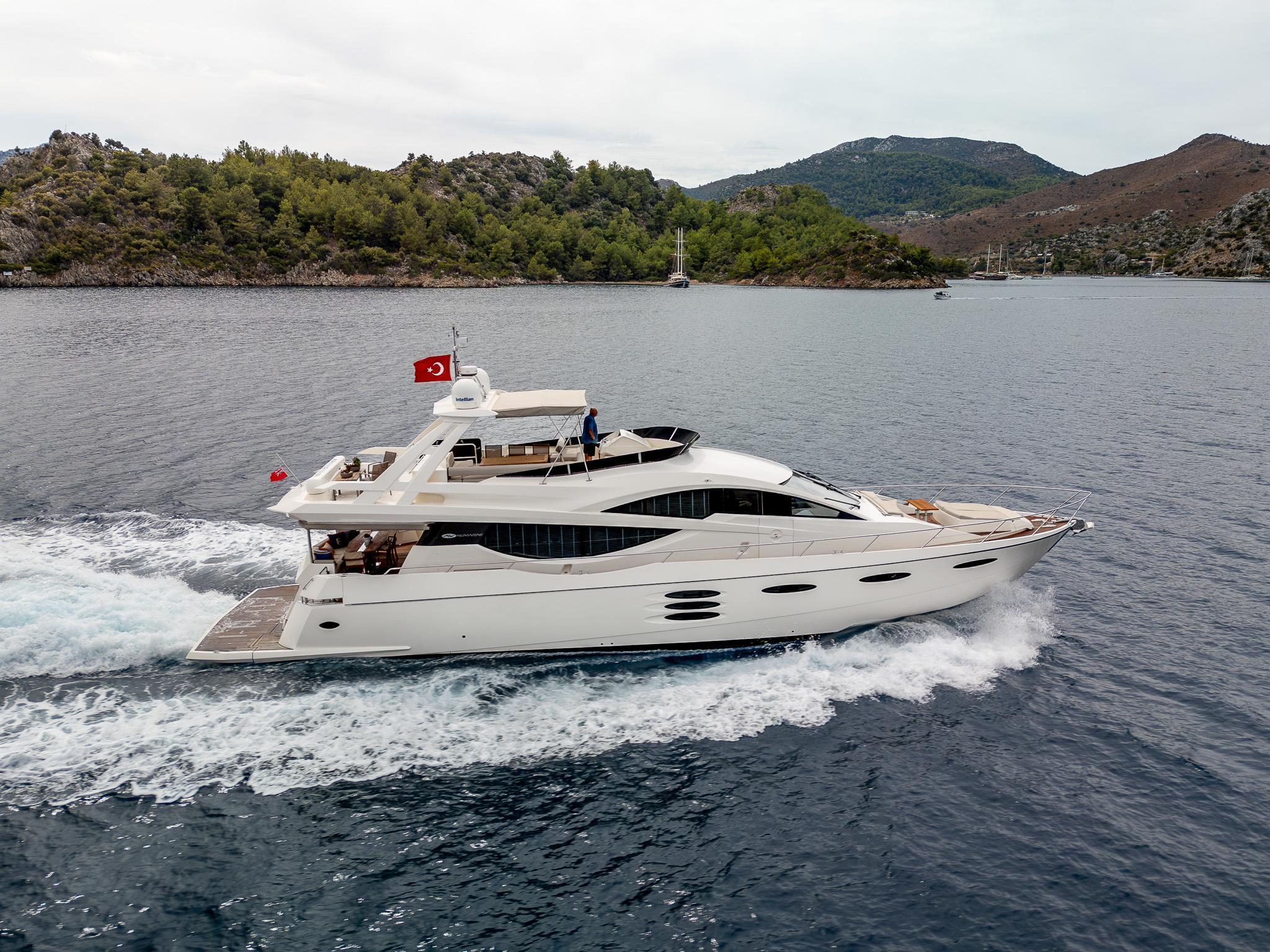 Numarine 78 Flybridge