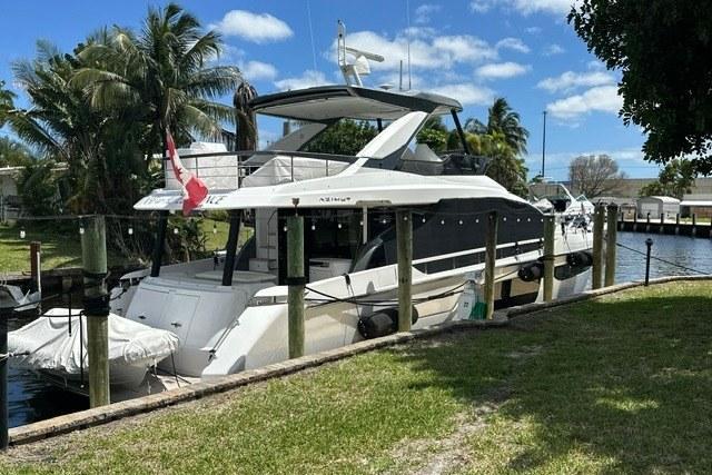 Azimut 68 Flybridge