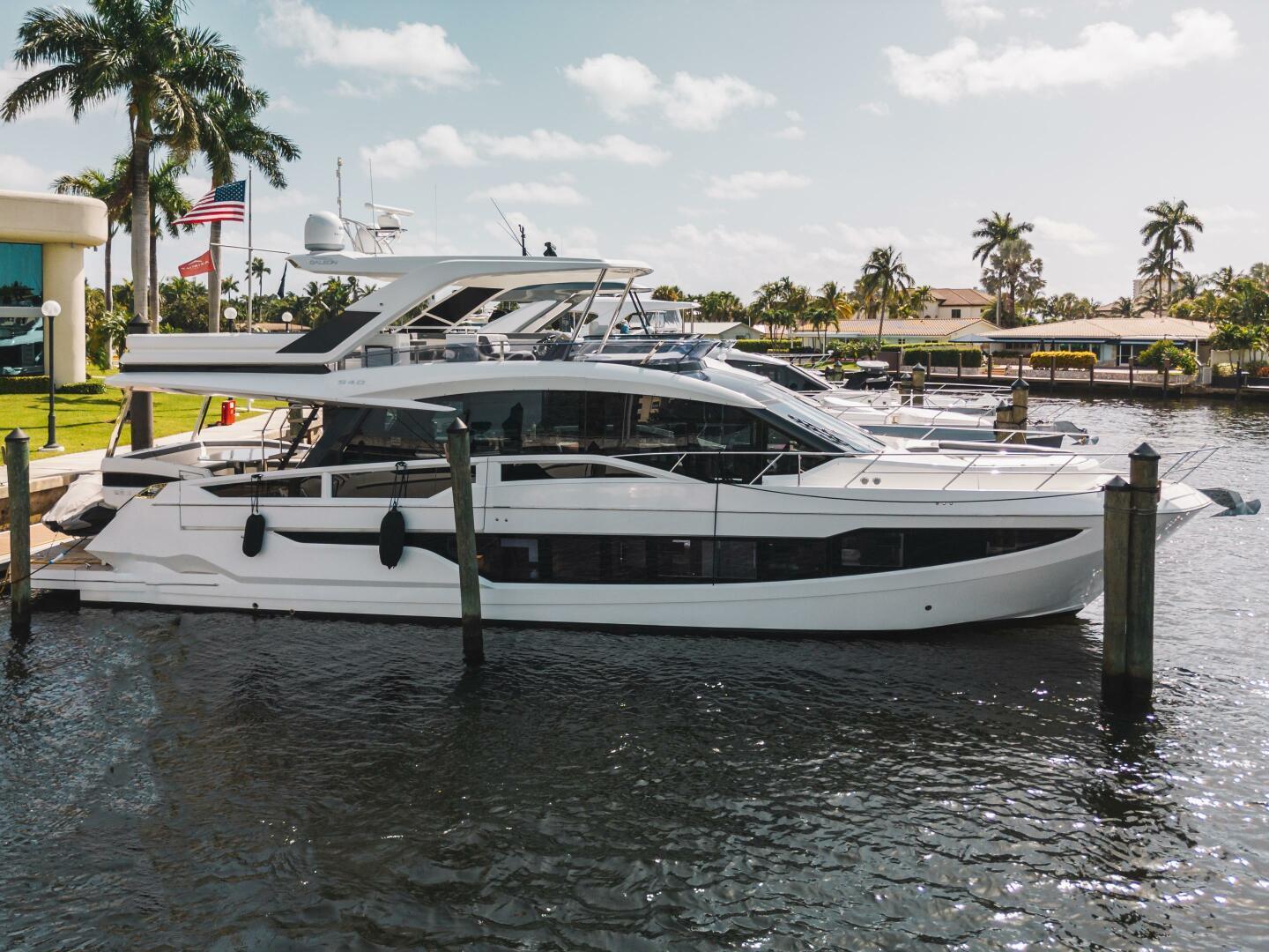 Galeon 640 Fly