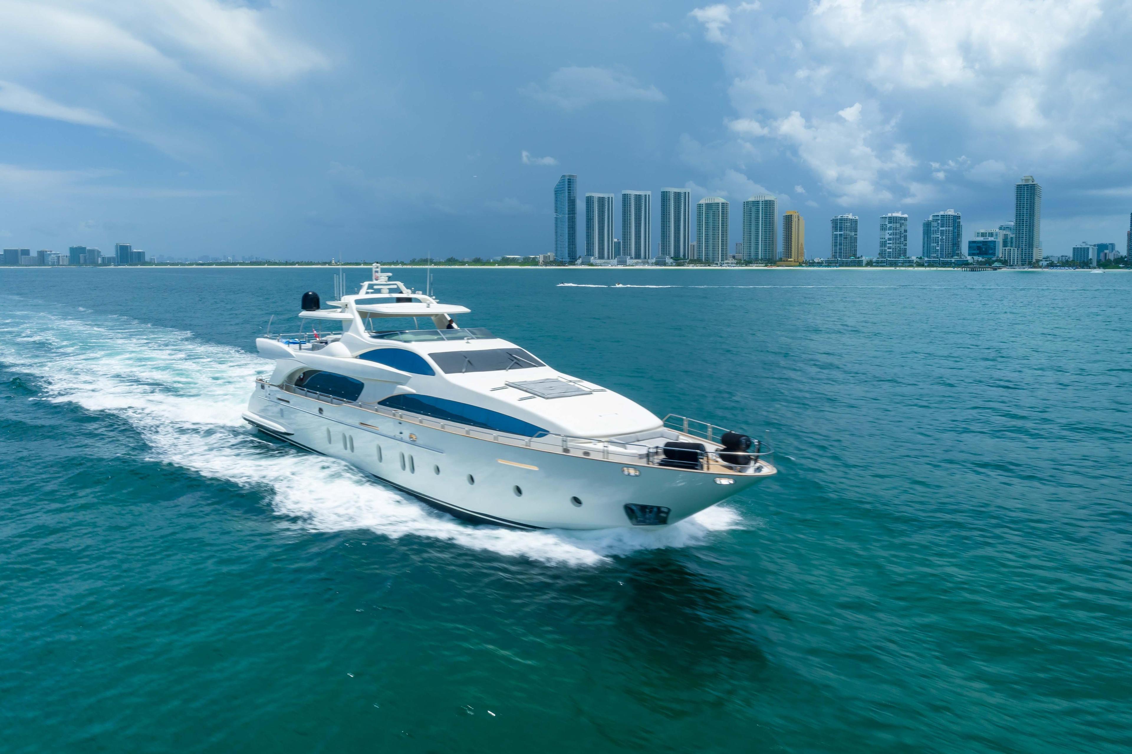 Azimut 116