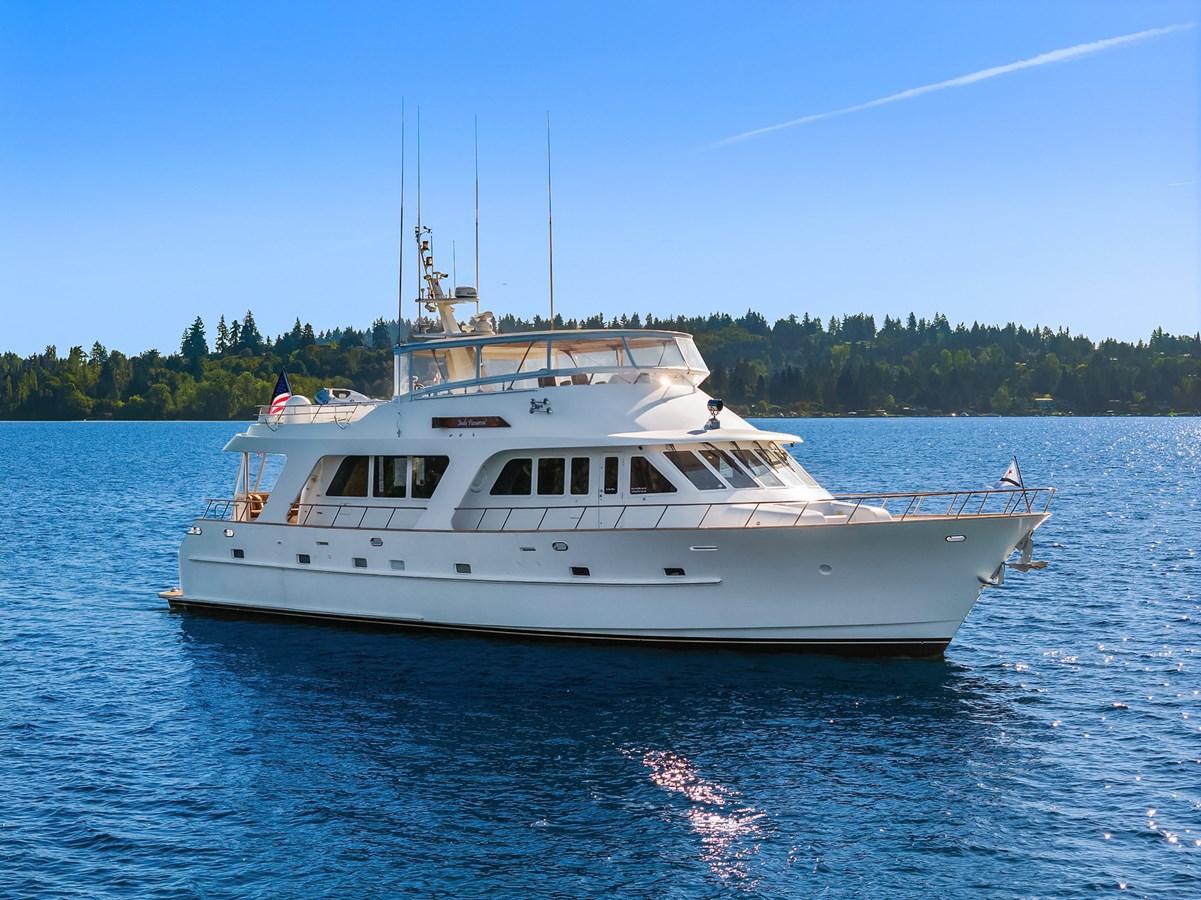 Rayburn Custom Yachts Flush Deck