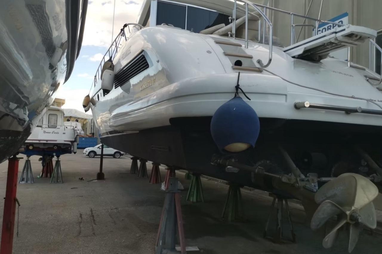 Mangusta 72 for sale