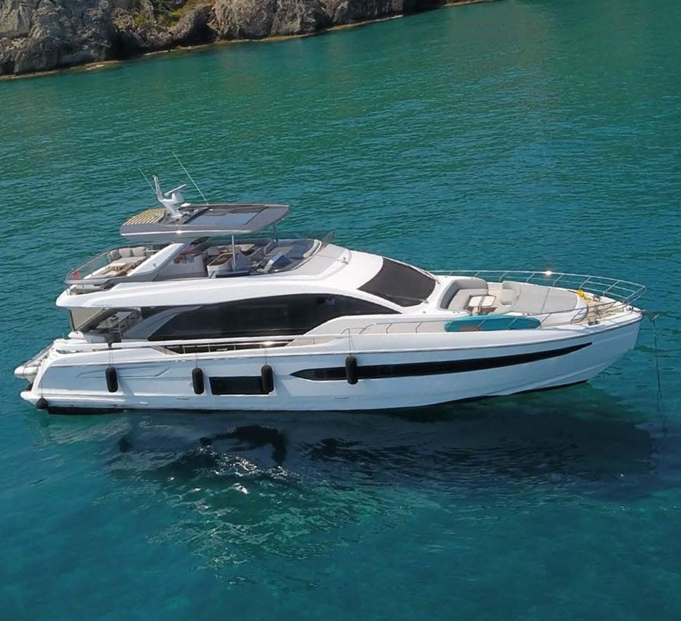 Azimut 78 Fly