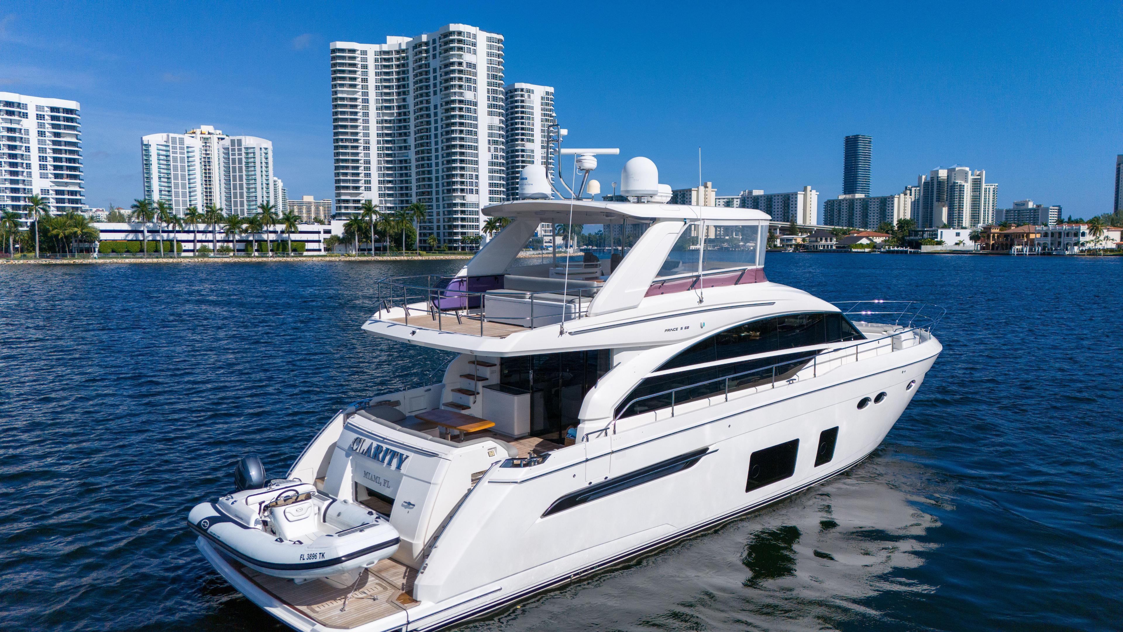 Princess Flybridge 68