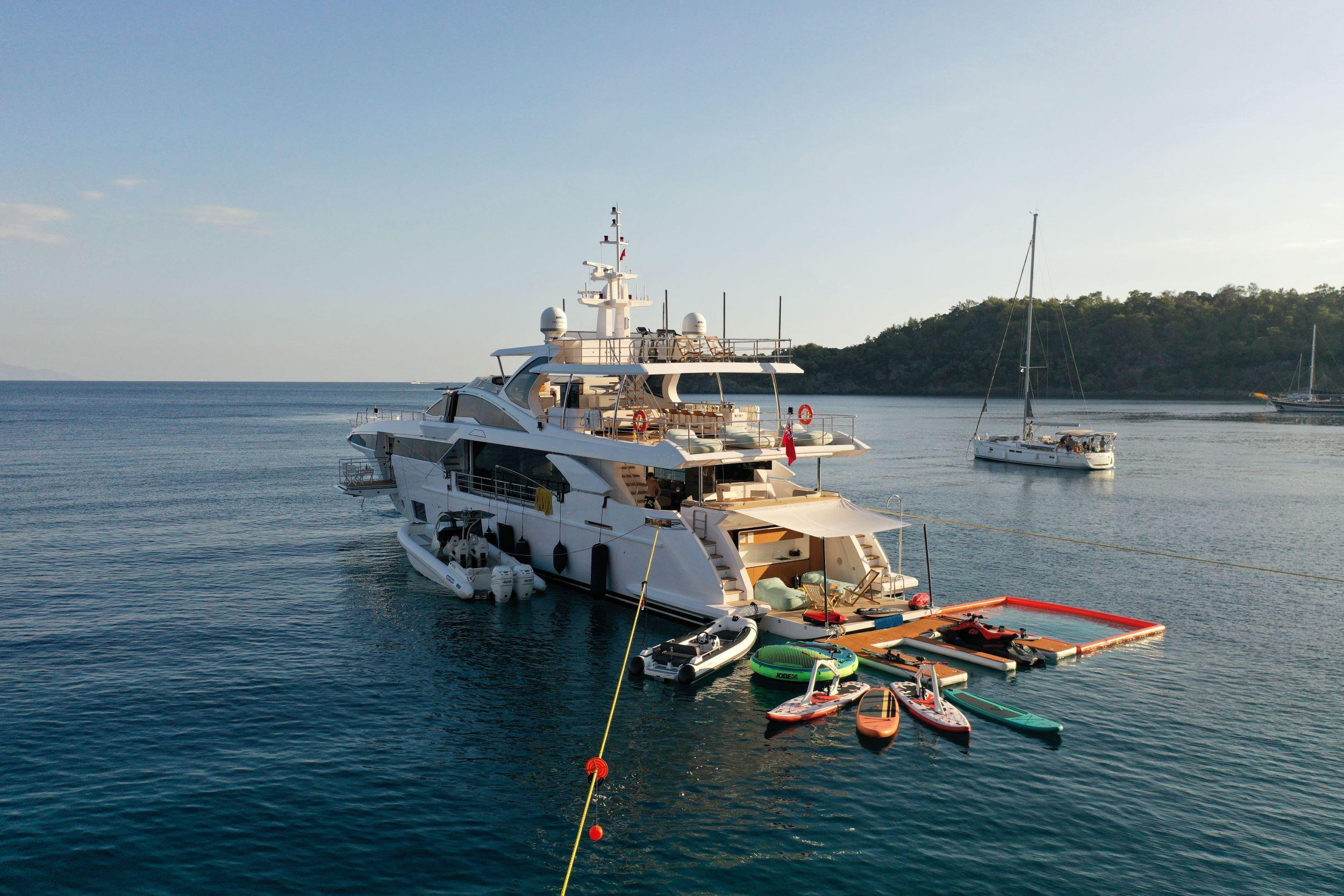Azimut Grande 35M