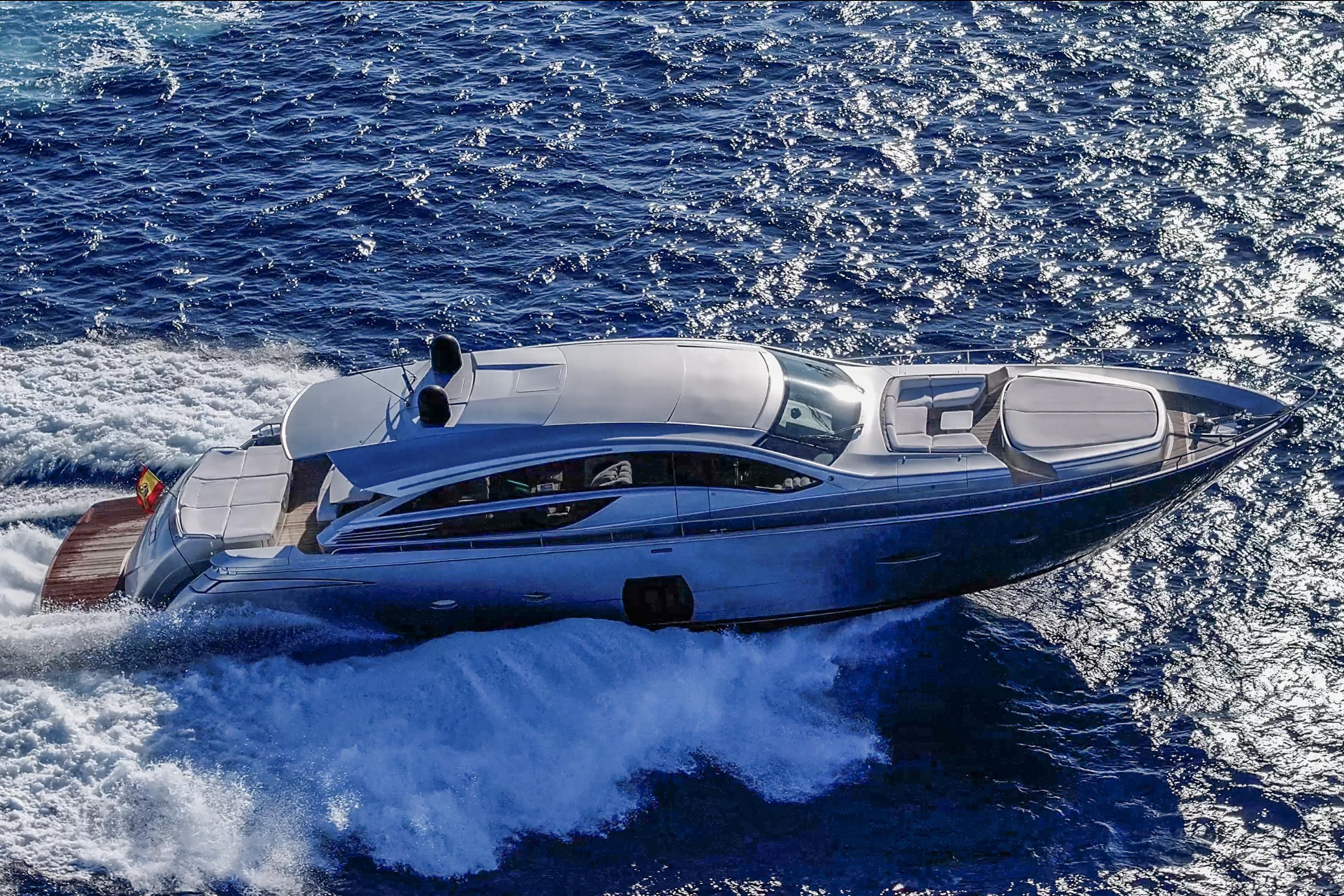 Pershing 80