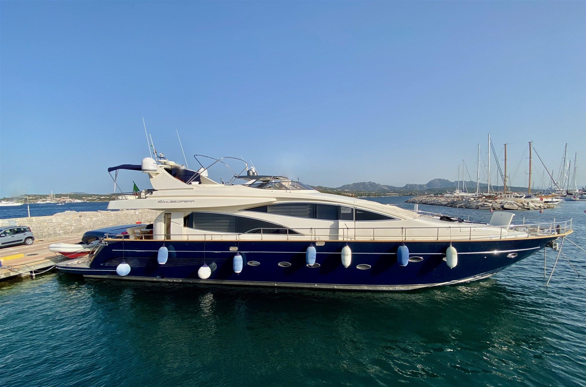 Riva 85 Opera