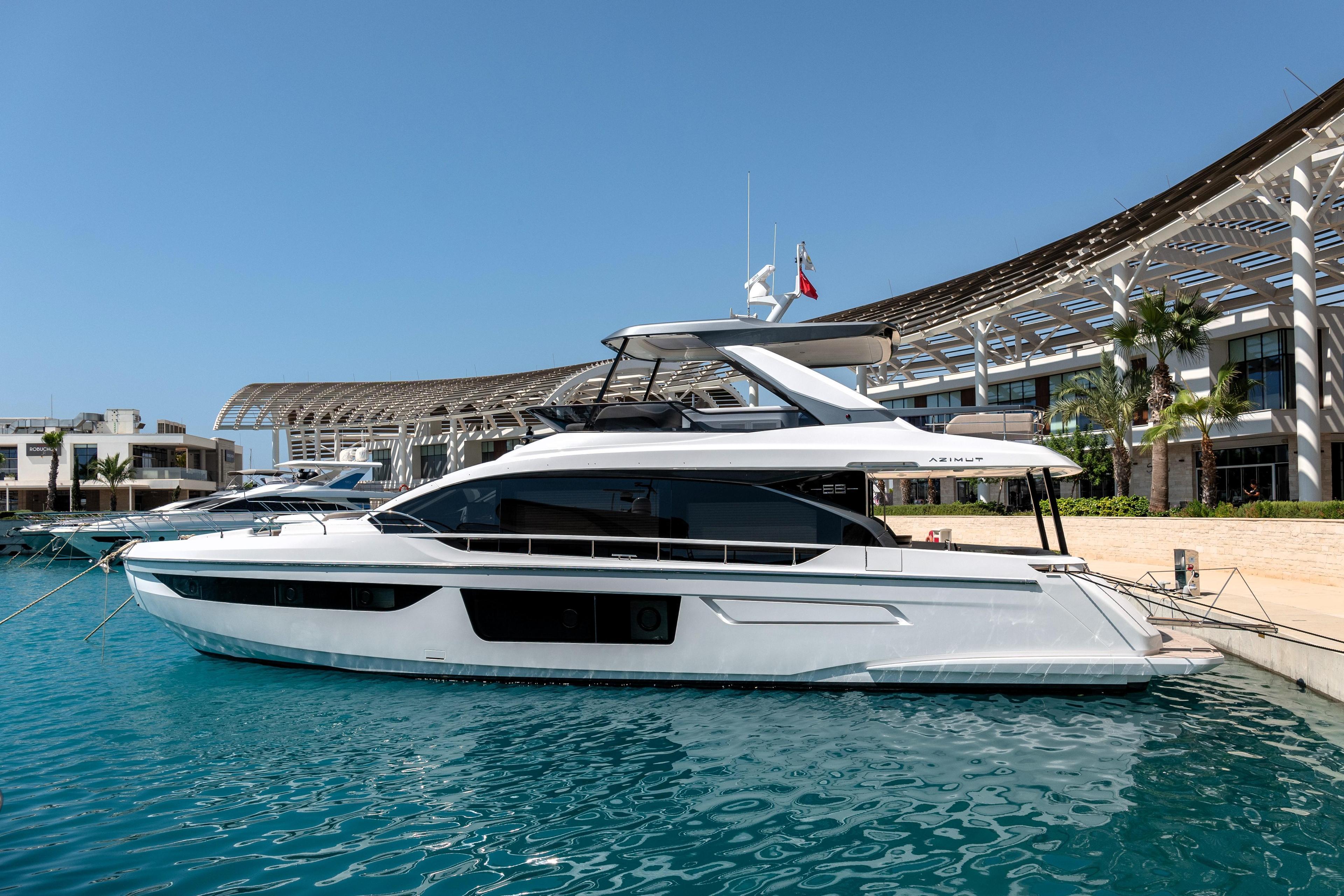 Azimut 68