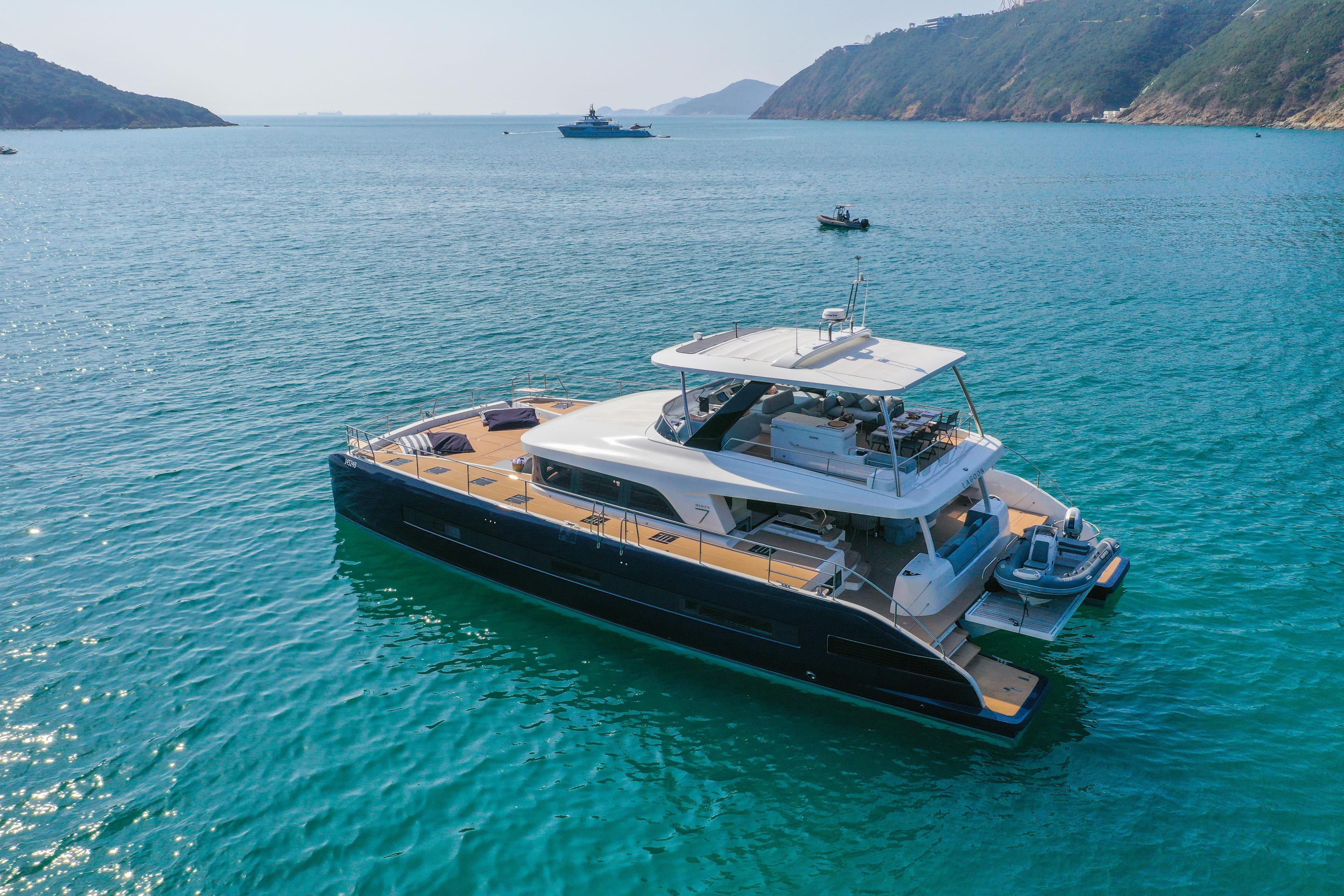 Lagoon Sixty7