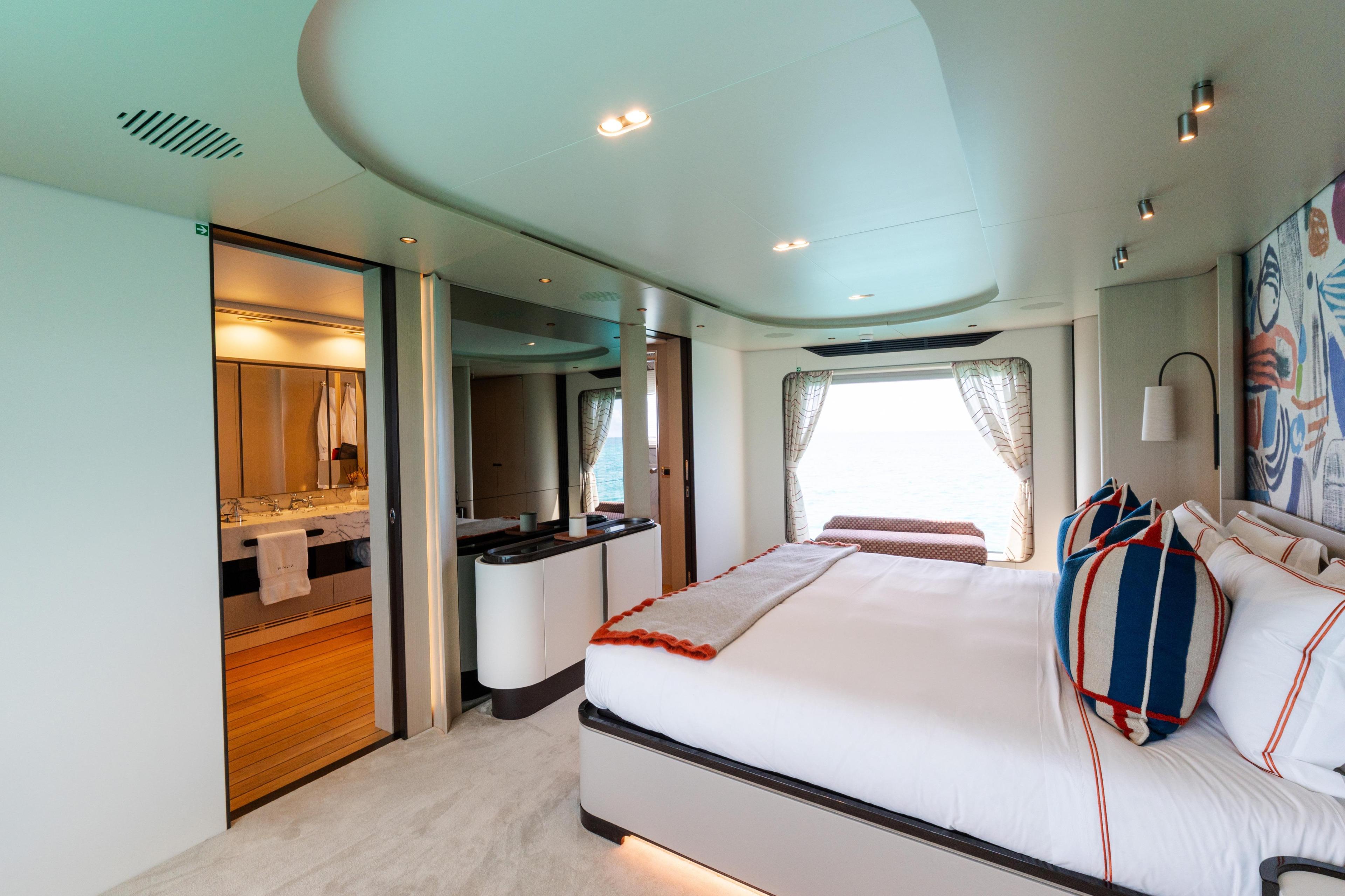 Azimut Grande 32M