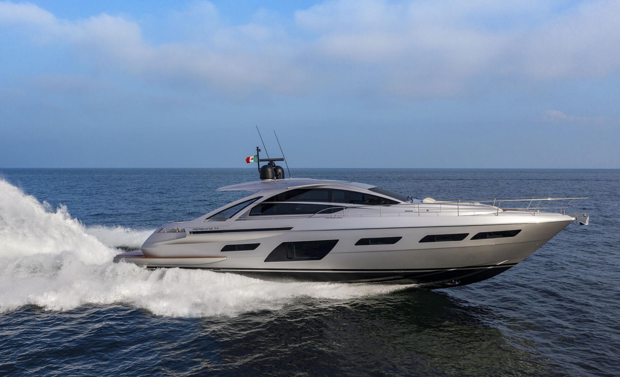Pershing 7X
