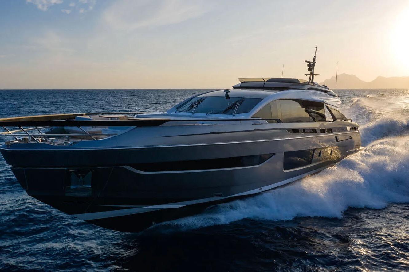 Azimut S10