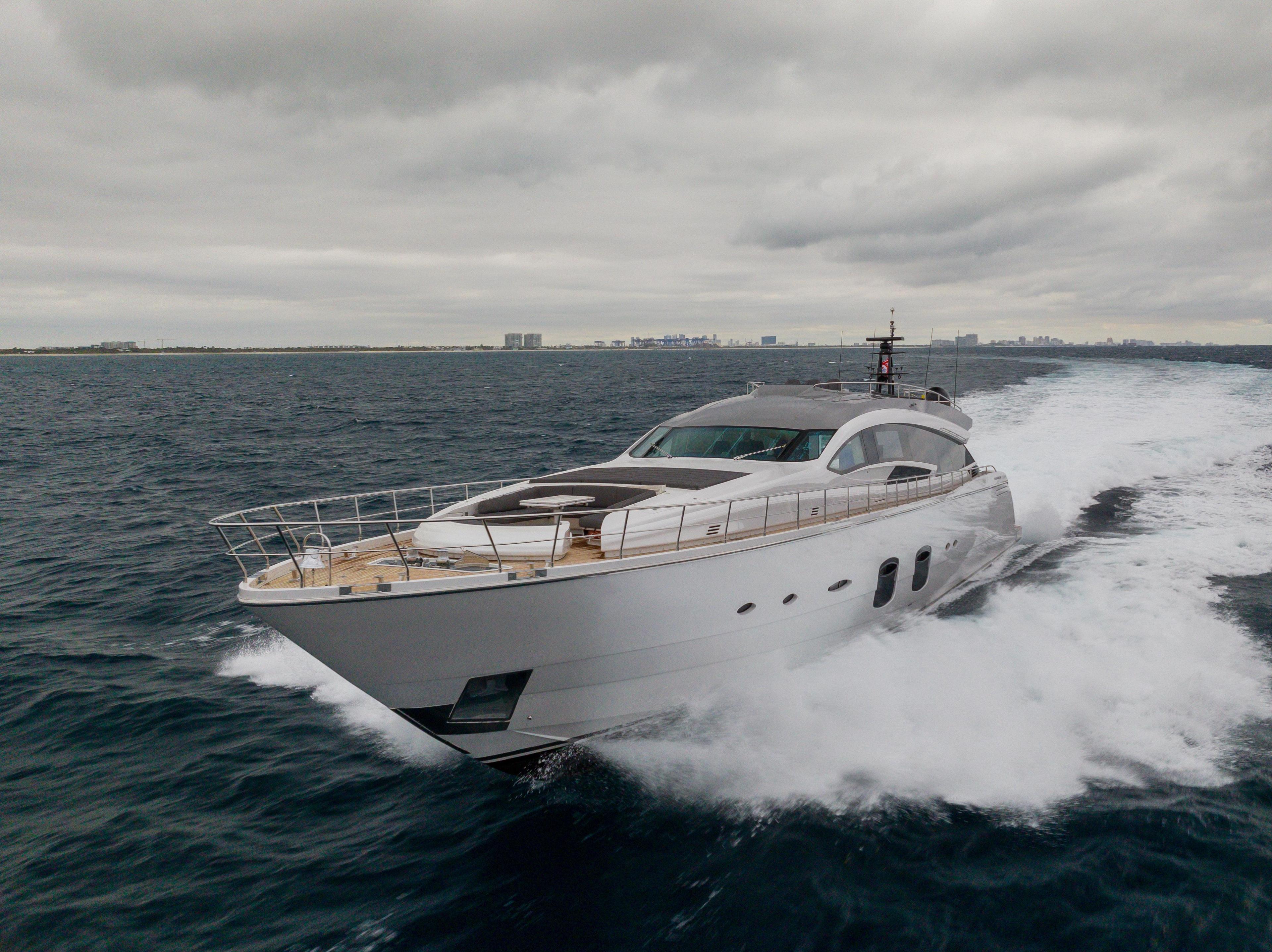 Pershing 108