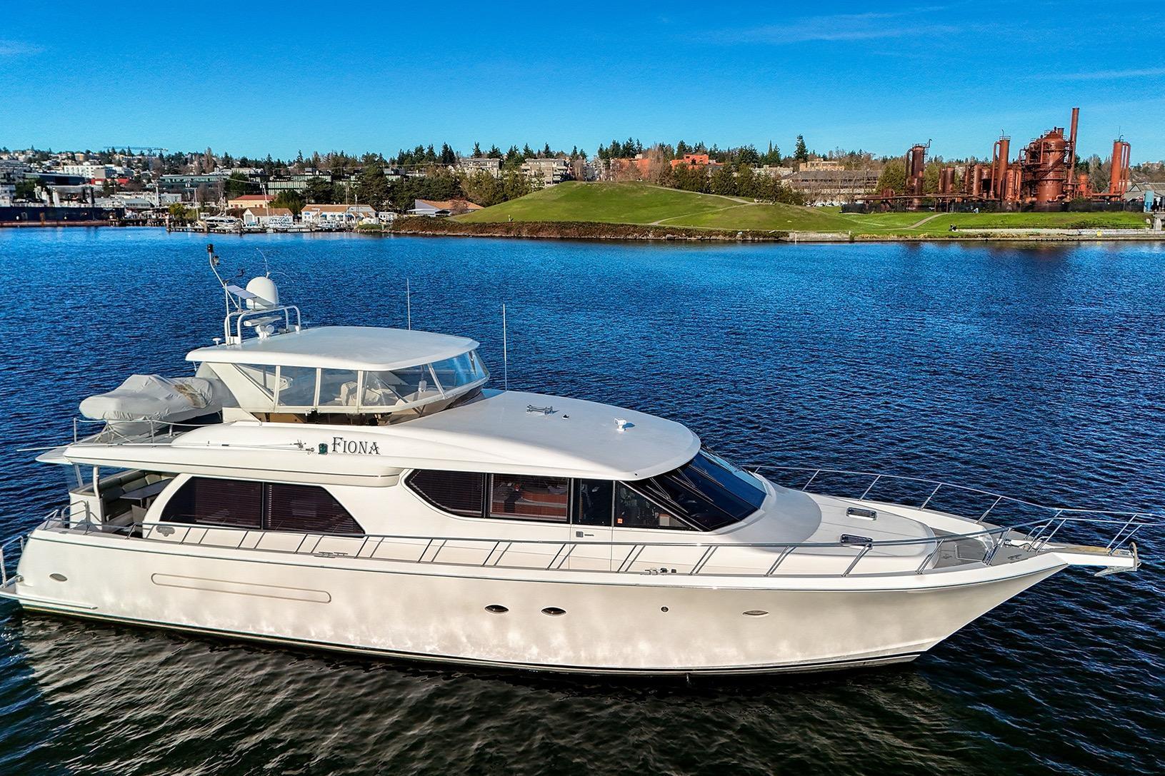 West Bay SonShip 72 Motoryacht