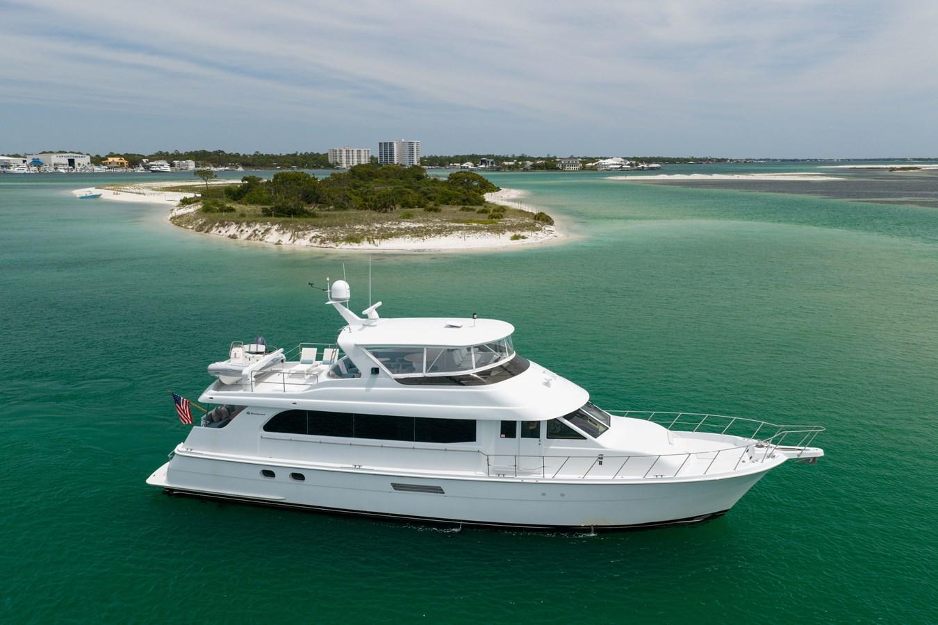 Hatteras Sport Deck