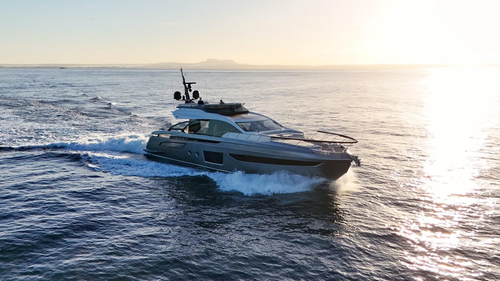 Azimut S8