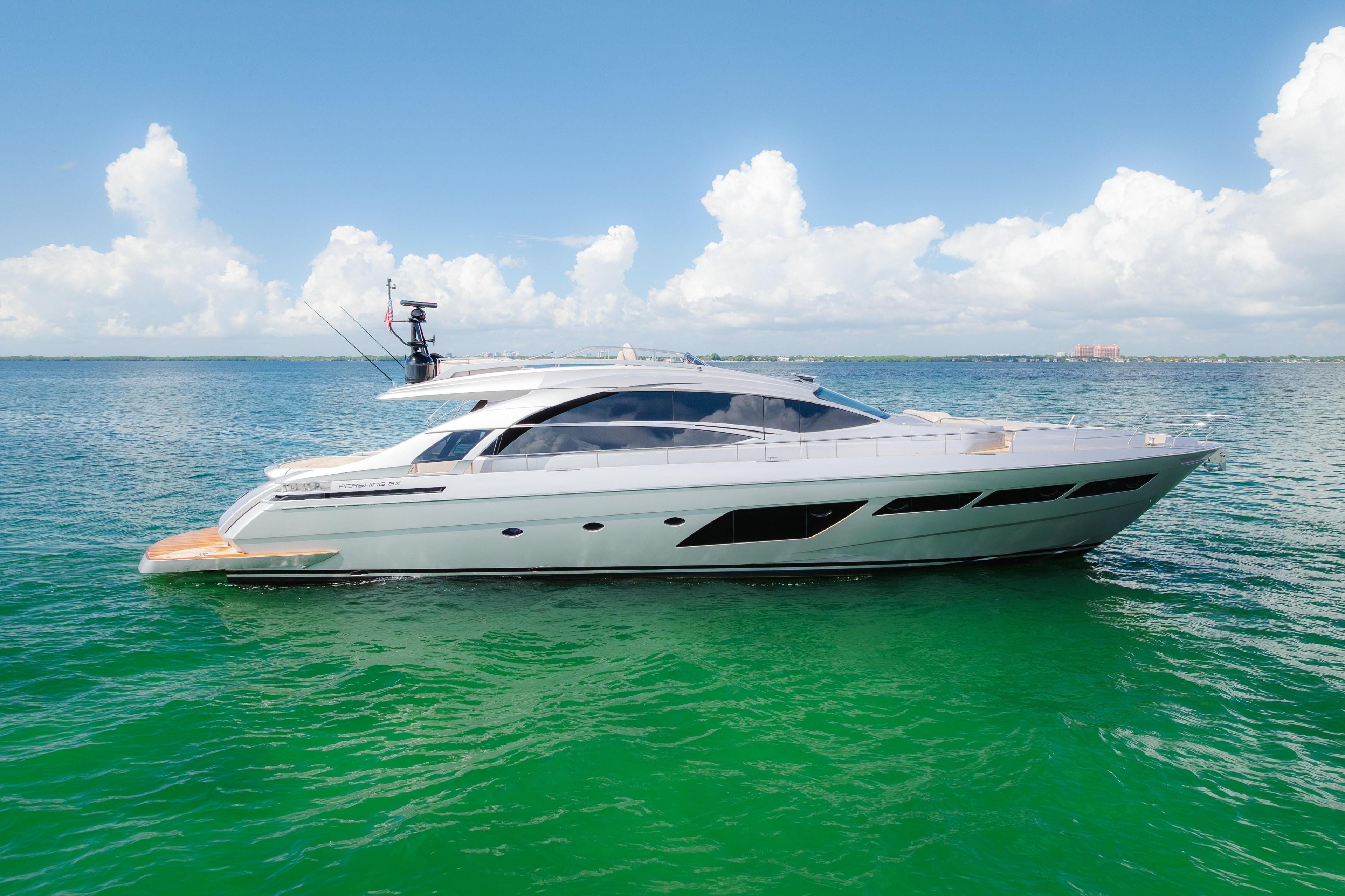 Pershing 8X