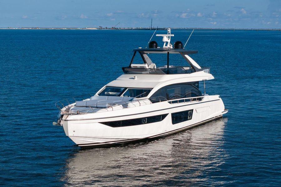 Azimut 68 Flybridge