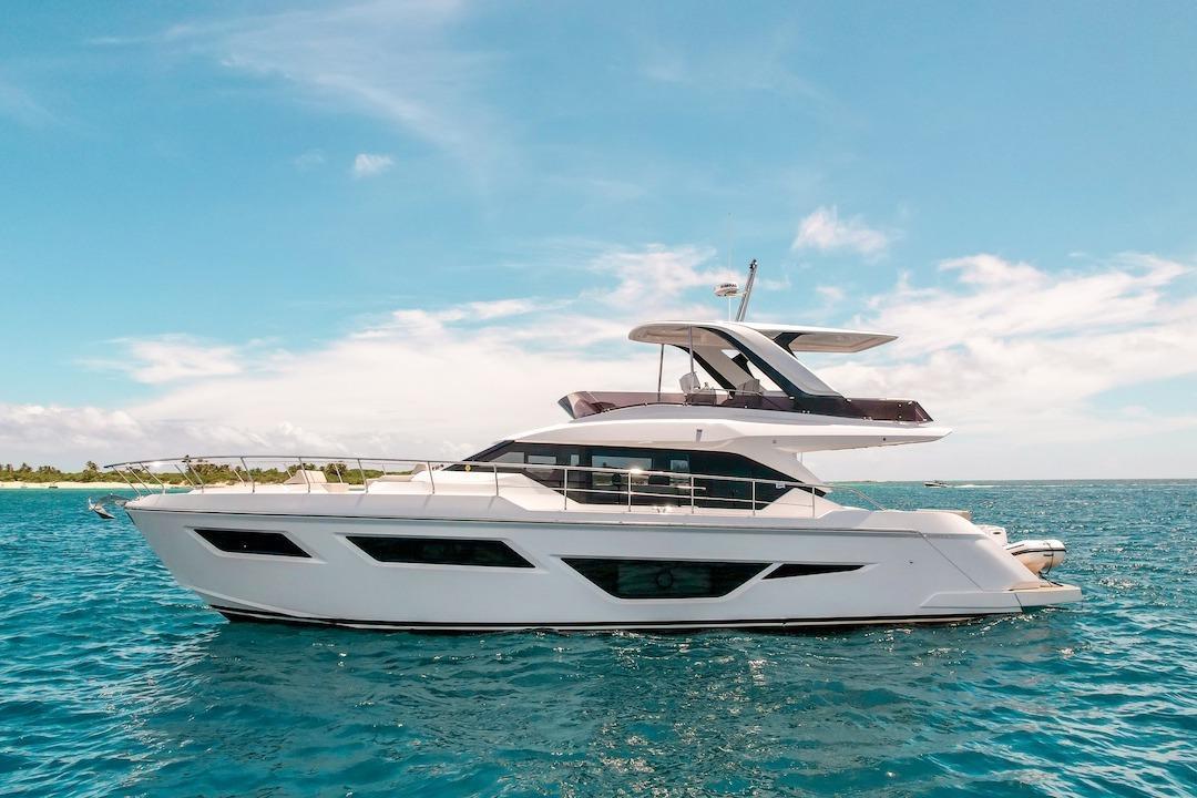 Ferretti 580