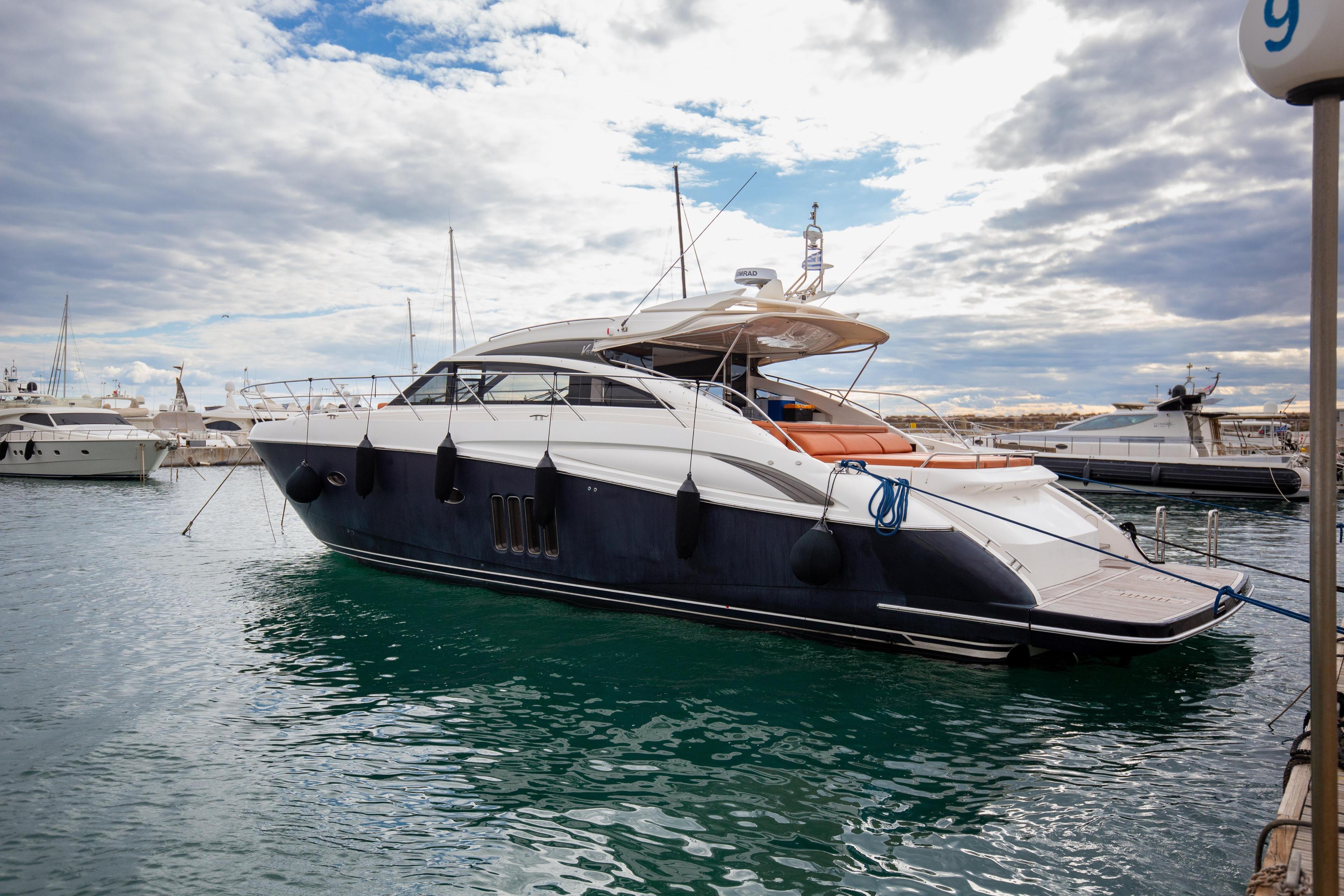 Princess V62