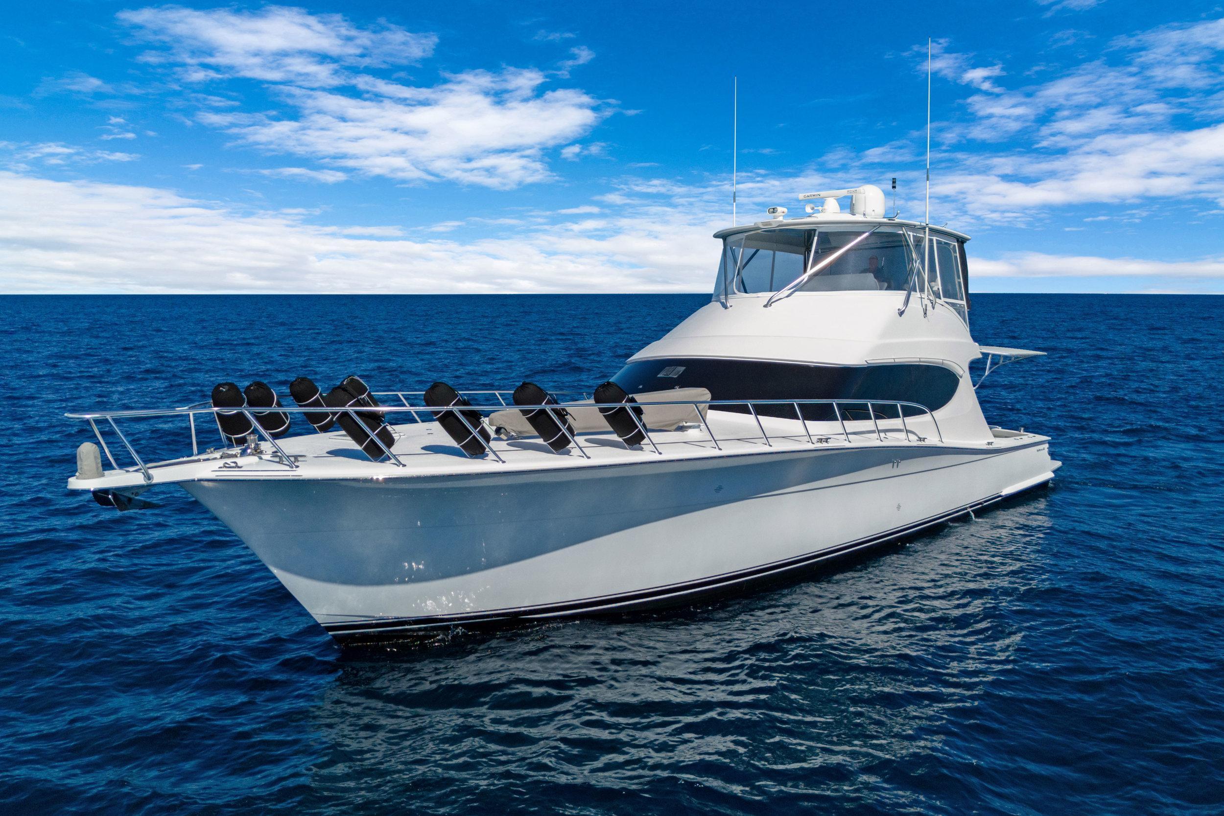 Hatteras GT63